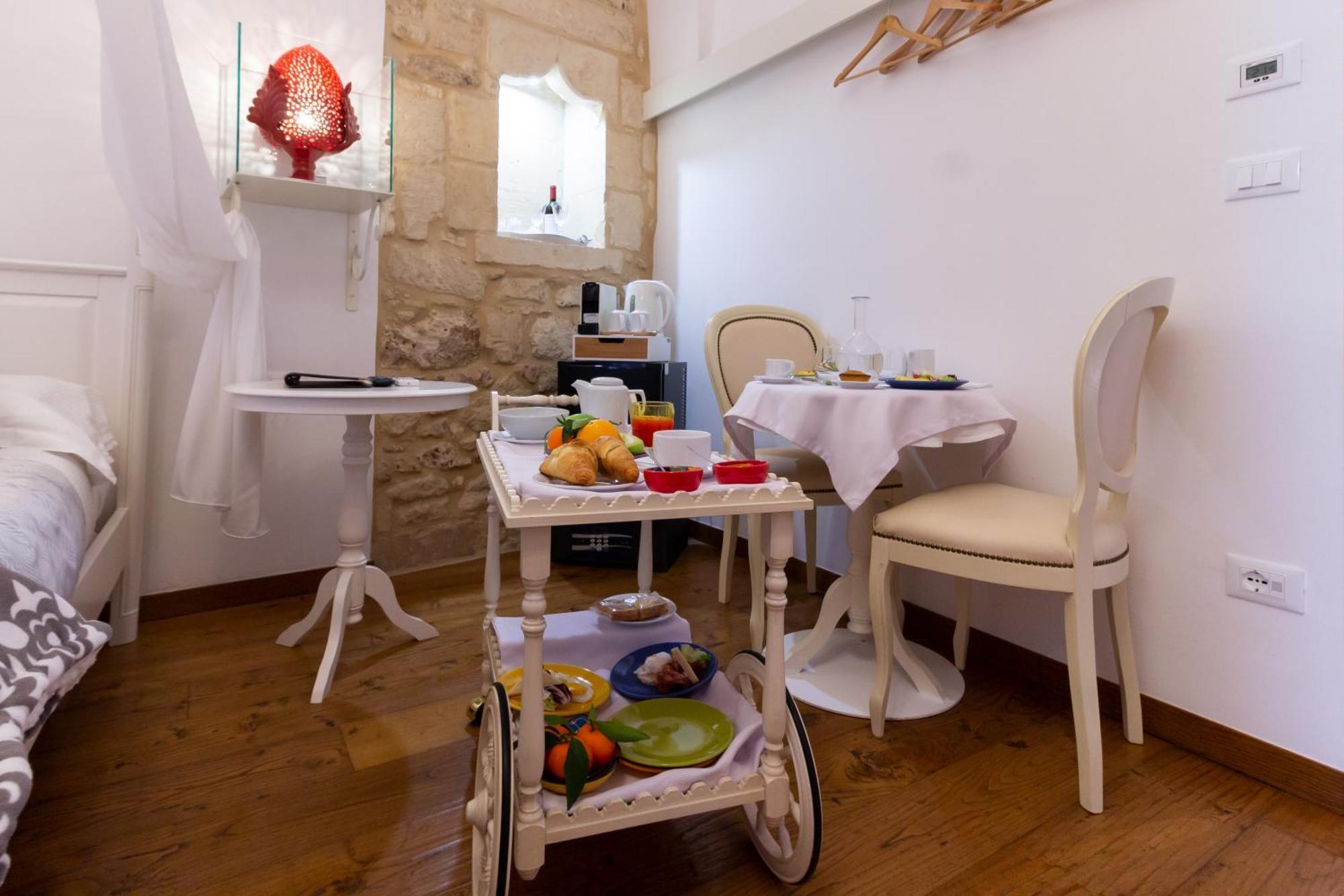 Le Nicchie Luxury Rooms Lecce Kültér fotó