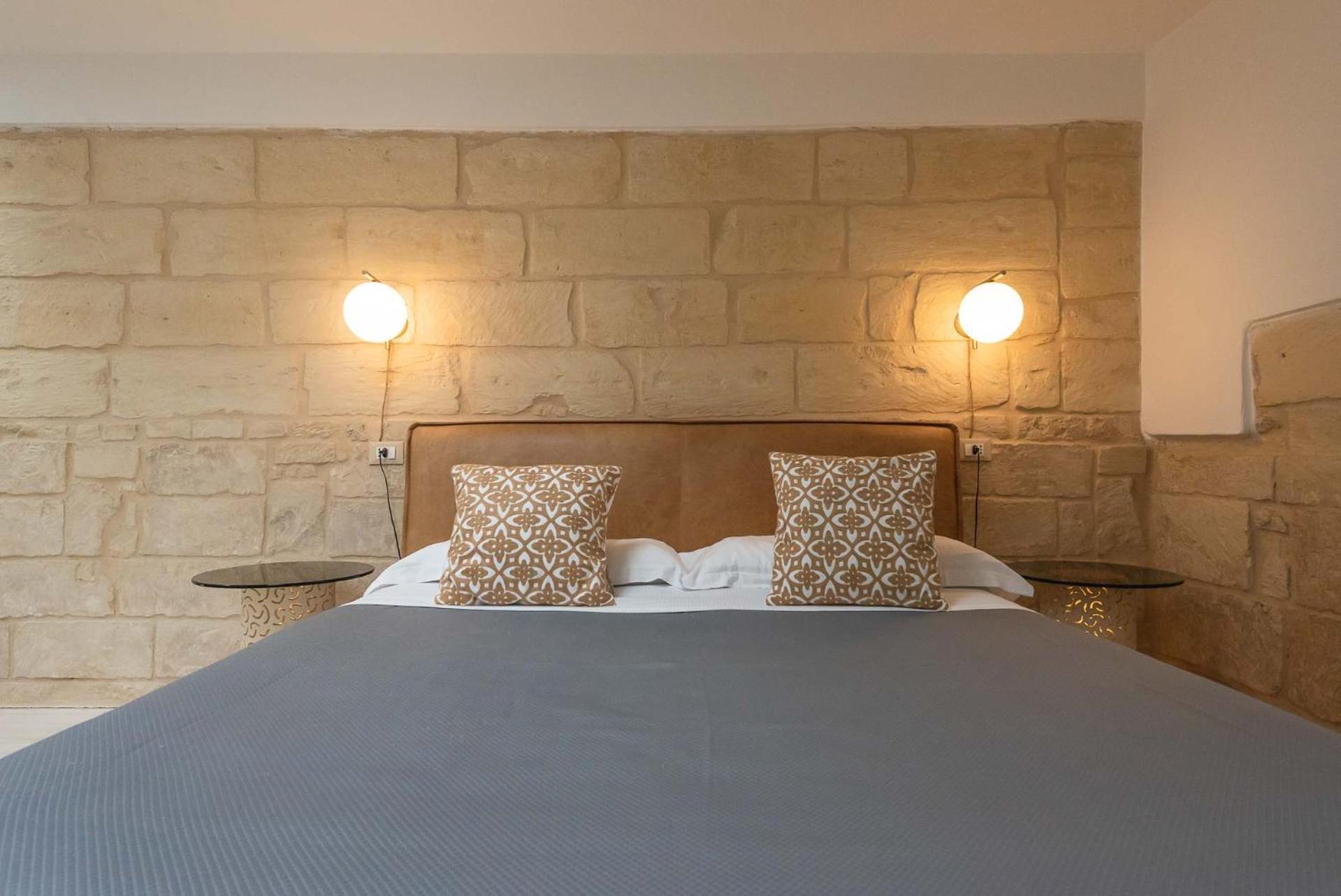 Le Nicchie Luxury Rooms Lecce Kültér fotó