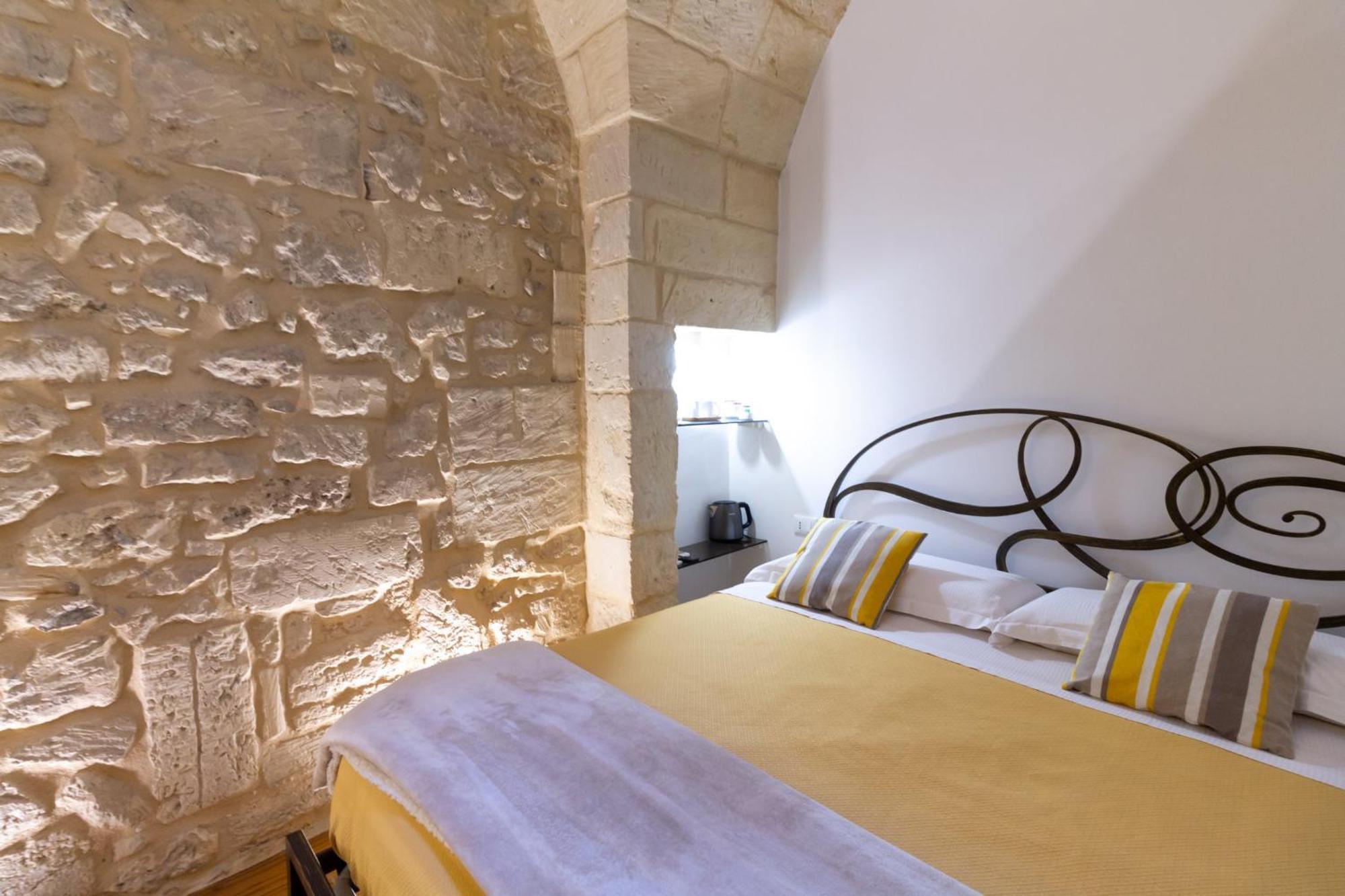 Le Nicchie Luxury Rooms Lecce Szoba fotó
