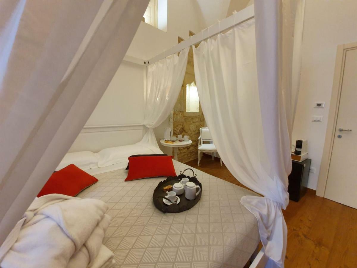 Le Nicchie Luxury Rooms Lecce Kültér fotó